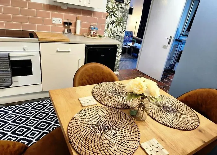 Cosy Hideaway In Nottingham